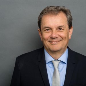 Portraitfoto von Wolfgang Strobl